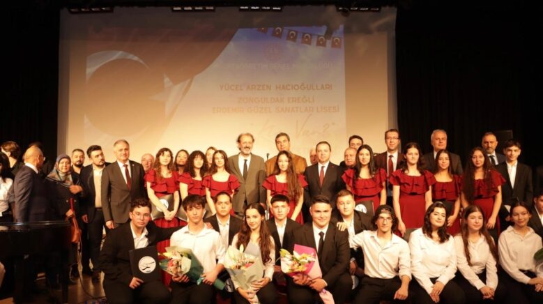 ereglide kim var sanat etkinligi duzenlendi syH5L5Ev