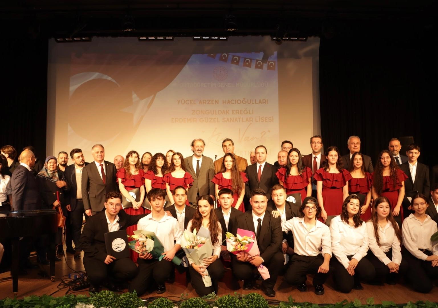 ereglide kim var sanat etkinligi duzenlendi syH5L5Ev