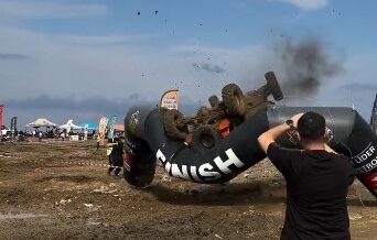 finish cizgisini takla atarak gectiler Hc7Hk3V5