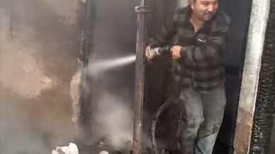 giresunda yildirim dusmesi sonucu evde yangin cikti cami hasar gordu YhSBqadX