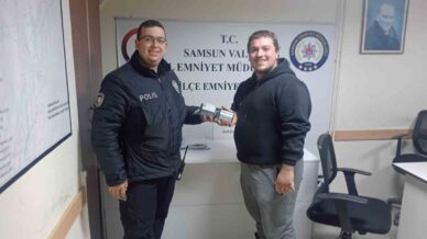 havzada kayip cuzdan sahibine ulastirildi LnRMDyru