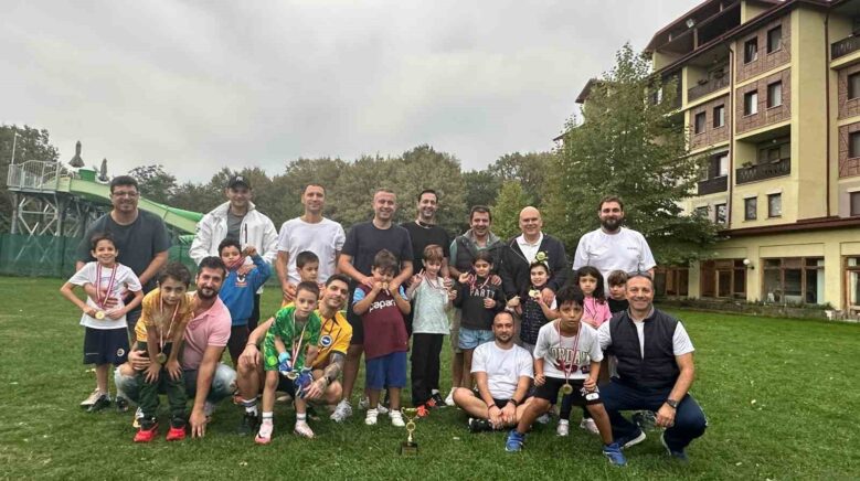 kagit uzerinde yoneticiyim diyen halit ergulun kizi ceyda hacibekiroglu velilere facia oteline pazarlama etkinligi 2LCOHGCQ