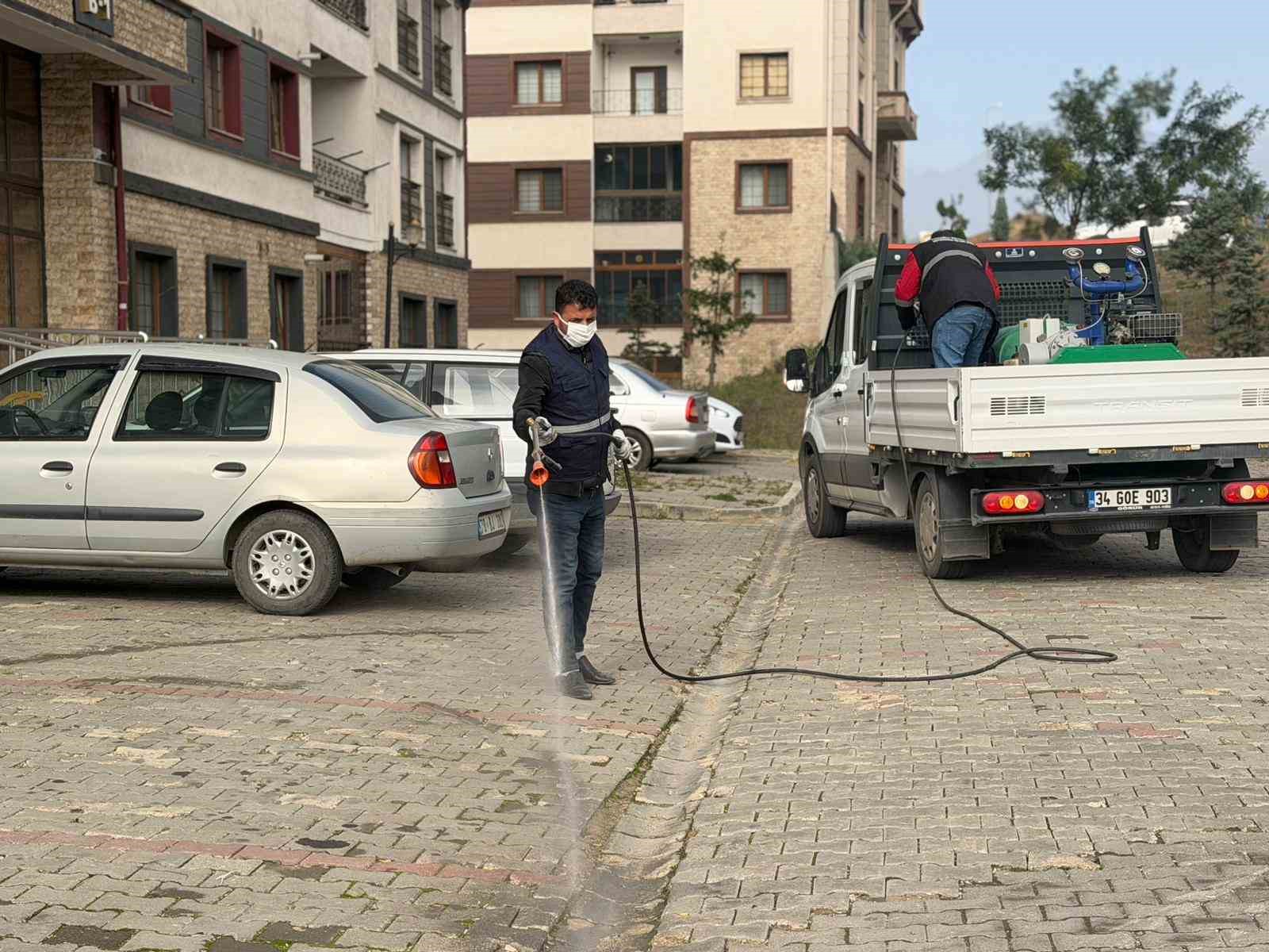 karabukte ilaclama calismalari araliksiz surduruyor utasIji5