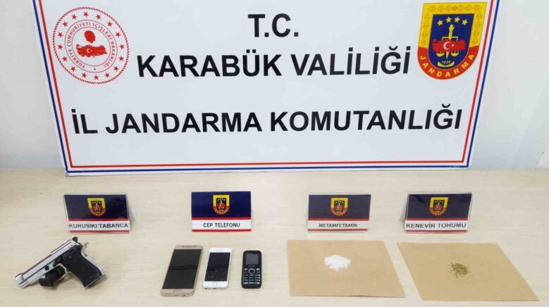 karabukte uyusturucu operasyonunda 4 supheli yakalandi LUPCRy6k