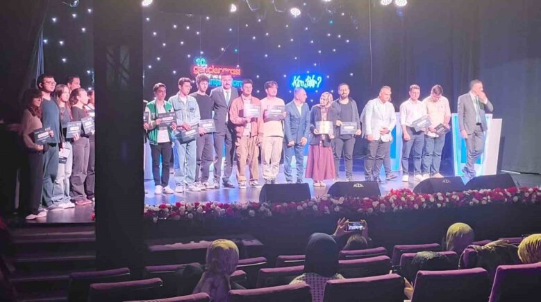 karabukun gencleri karadeniz bolgesinde zirvede turkiye finallerine katilacaklar WbDXJq2A