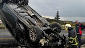 kastamonuda takla atan hafif ticari aracin surucusu yaralandi mwIR6dtW