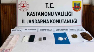 kastamonuda uyusturucu operasyonu 1 tutuklama 9YC6Ty5b