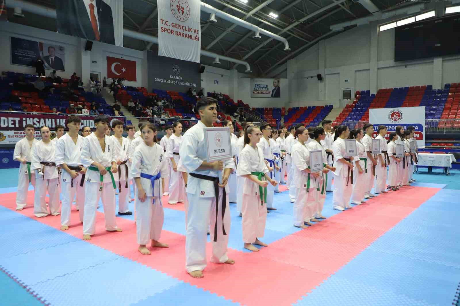 kyokushin milli takim secmeleri karabukte basladi