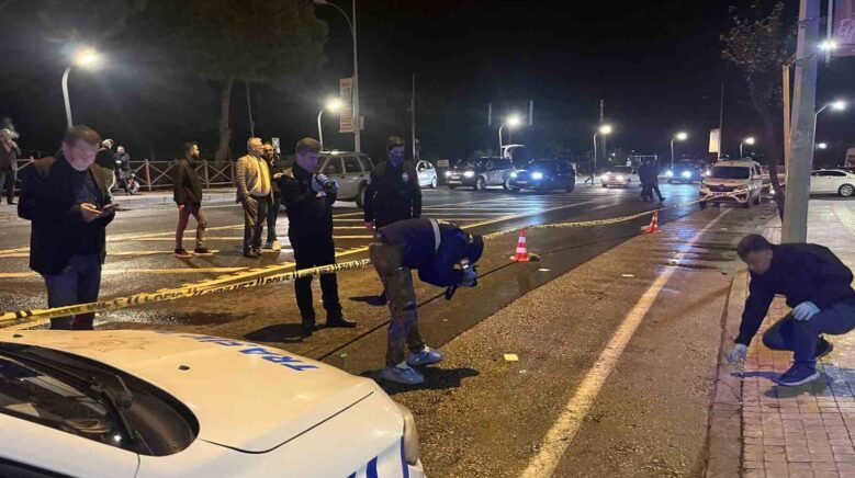 orduda is yerine uzun namlulu silahla saldiri 2 yarali aB7jpq9y