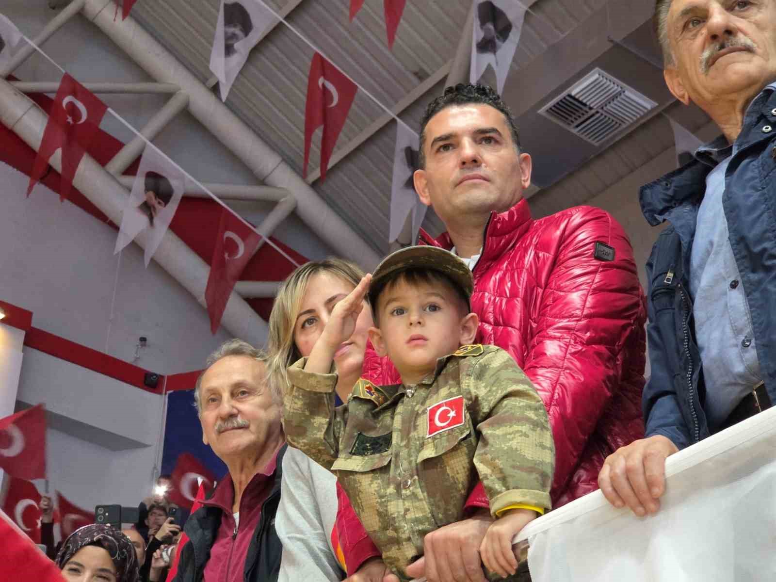 samsunda cumhuriyet bayrami coskusu EOFbw8Cn