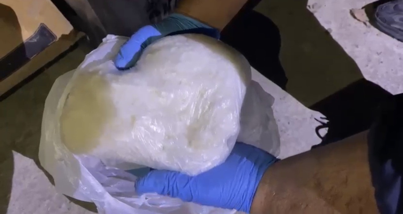 samsunda uyusturucu operasyonu 1 kilo 700 gram metamfetamin ele gecirildi ALTrnjqy