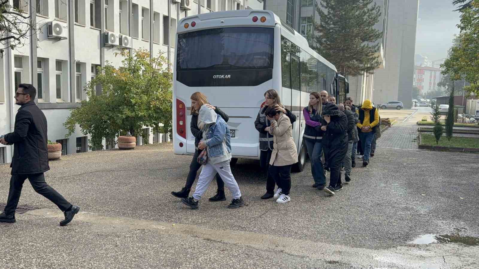 tokatta fuhus cetesi cokertildi 5 tutuklama YuAybGJu