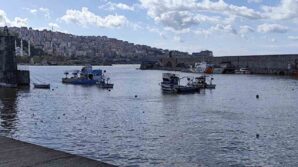 zonguldak limani sari renge boyandi lA1jVOkV