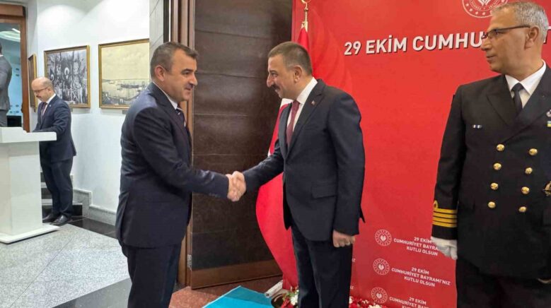 zonguldakta 29 ekim cumhuriyet bayrami tebrikat toreni gerceklestirildi CqlF7TaB