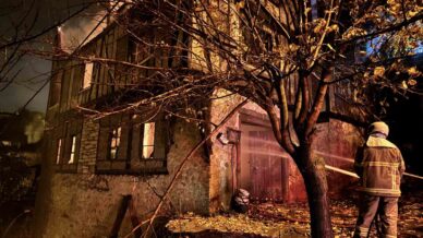 150 yillik tarihi konakta cikan yangin sonduruldu pIz5tqd7