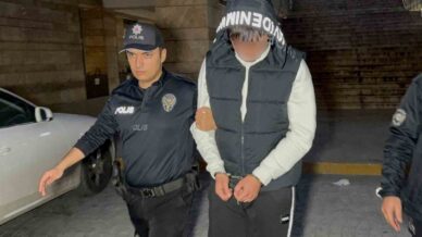 17 yasindaki cocugu tokat attigi gerekcesiyle bicaklayan genc tutuklandi LrGaUu8G