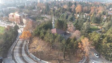 84 yillik camide restorasyon ve cevre duzenlemesi calismalari basladi dSjwe8Un