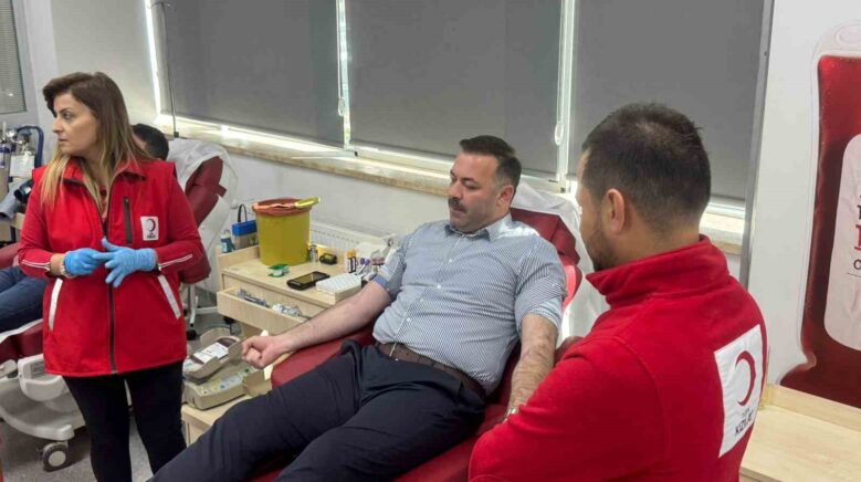 ak parti teskilati kan bagisinda bulunarak hayat kurtardi IRgKxeB2