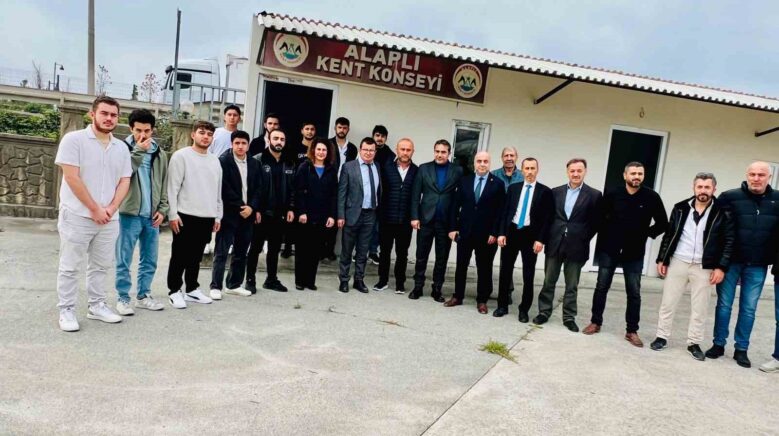 alaplida universite ogrencilerinden atm ve baz istasyonu talebi gVMJtLTR