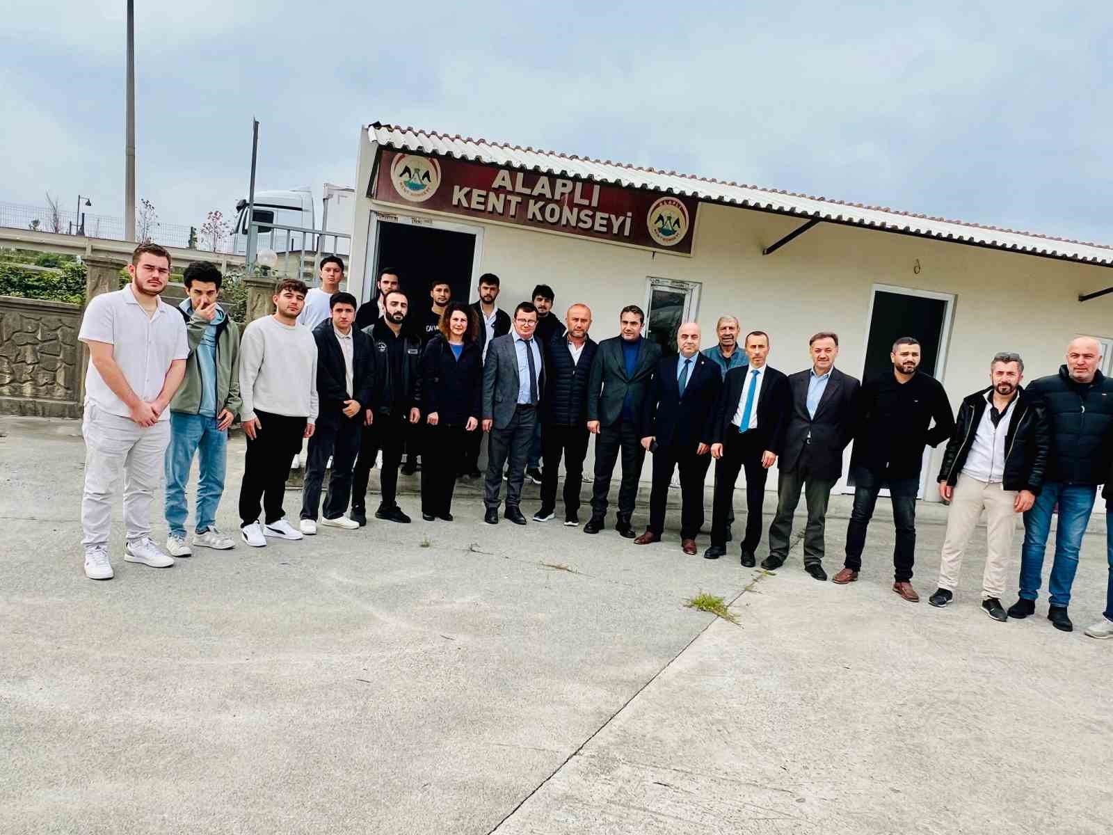alaplida universite ogrencilerinden atm ve baz istasyonu talebi gVMJtLTR