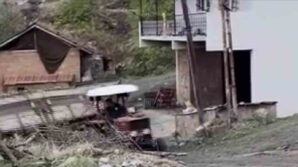 amasyada pancar yuklu traktor romorku devrildi kaza ani kamerada 4zRy3fW8