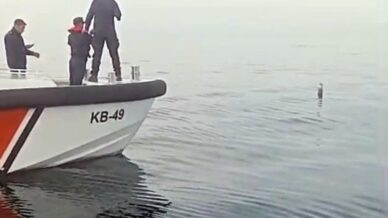 artvinin hopa ilcesi aciklarinda denizde roket motoru bulundugu iddiasi yMgGLml7