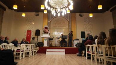 asik ramazan yavuz arslan icin vefa gecesi omurde 70 sanatta 55 yil f3dykL9A