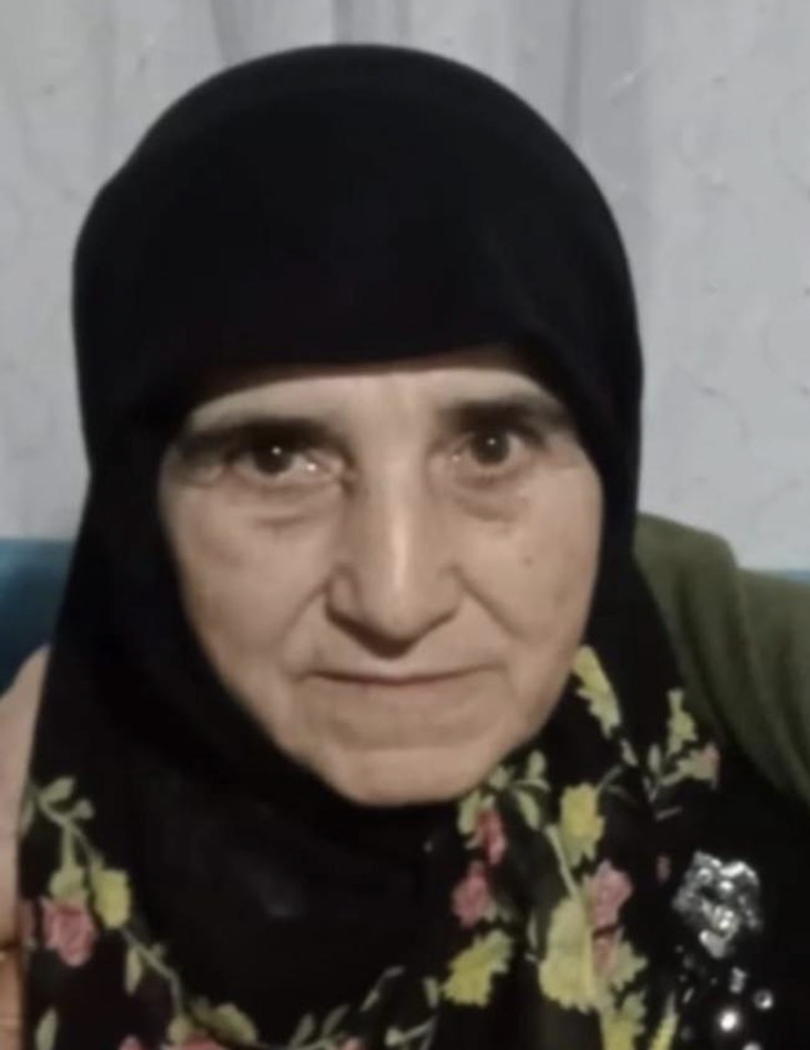 bahcede yaktigi atesin uzerine dusen yasli kadin hayatini kaybetti g5B2zZbn