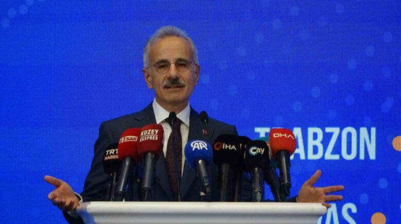 bakan uraloglu ilk goreve geldiklerinde 47 milyon kullanicinin bilgileri yurt disina cikarilmistir KvZv9e2N