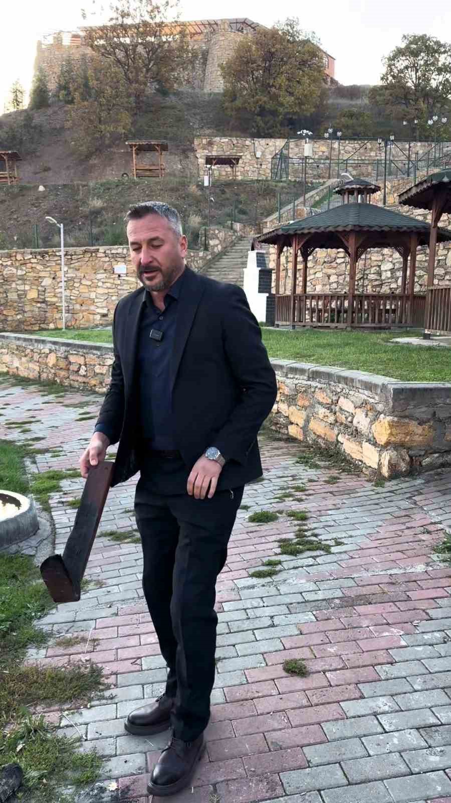 belediye baskani parka zarar verenlere tepki gosterdi Y5FtuzTn