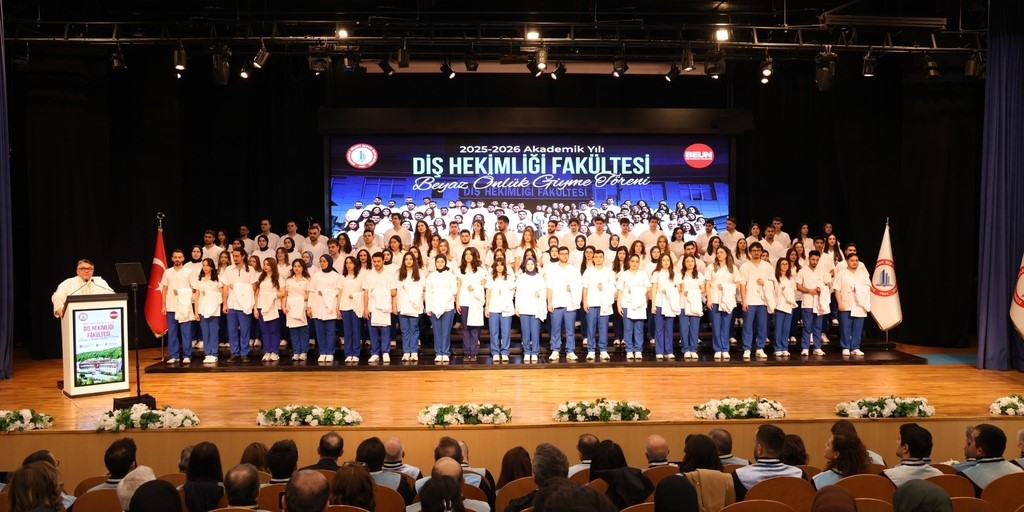 beunda gelecegin dis hekimleri beyaz onluklerini giydi X8UcZ46V