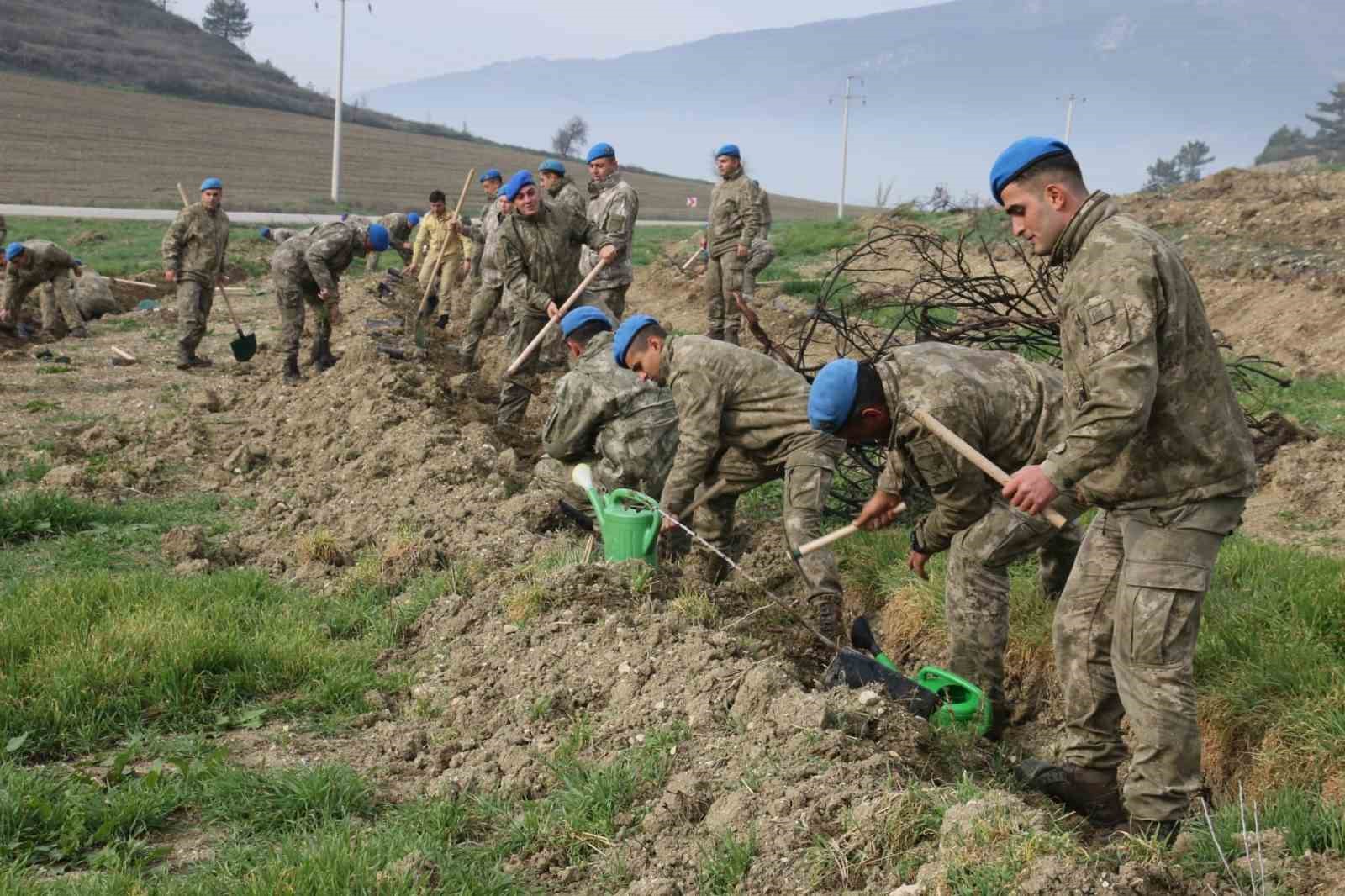 boluda komandolar yesil vatanda gelecege nefes oldu kAj8V2Ea