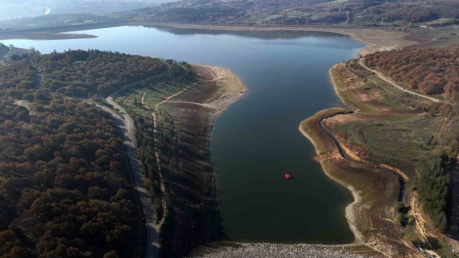 bolunun icme ve kullanma suyunu karsilayan gole son yagislar etki etti wAniUZH6