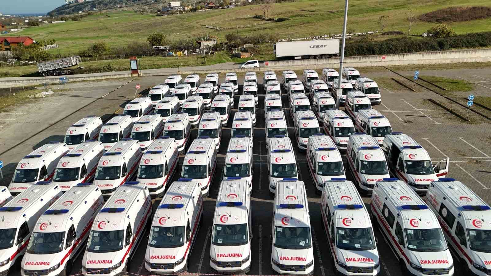buyuksehir belediyesinden samsuna 100 ambulans bzuUKINN