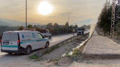 calismalar sirasinda patlayan dogal gaz borusu tedirgin etti bNEPLA8O