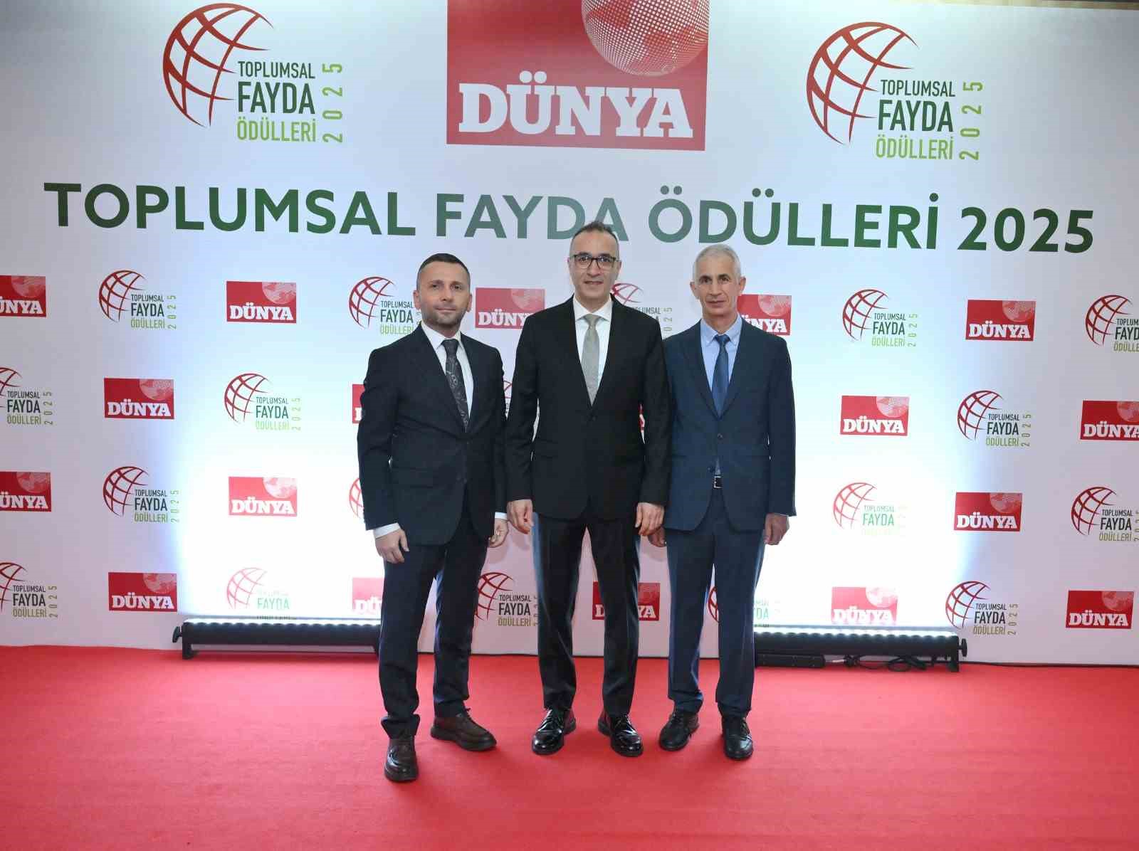 cayeli bakirin ariciligi gelistirme projesine toplumsal fayda odulu Osr7zneN