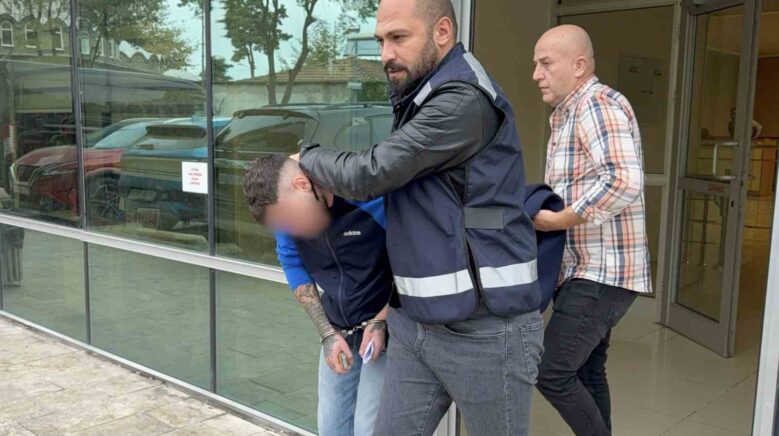 cezaevi ziyaretinden donen arkadasini bicaklayan sahis tutuklandi 699RLZM7