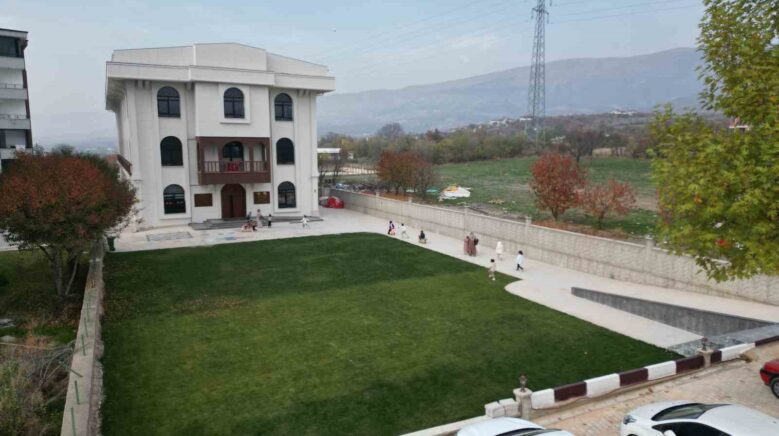 cocuk akademisi modern egitimle degerler egitimini bir araya getiriyor TsjJEUeW