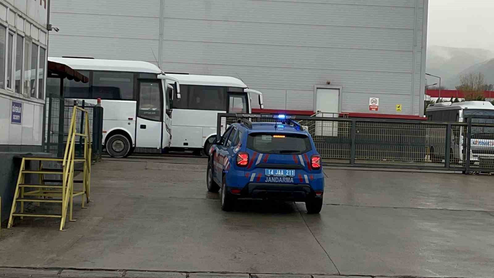 gezer fabrikasinda isciler is birakti zRbq4sqA