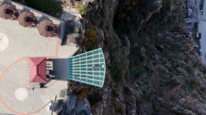 gumushaneli muzisyenden tarihi mekanlarda viyolonsel ile essiz performans hMPUZ9JY