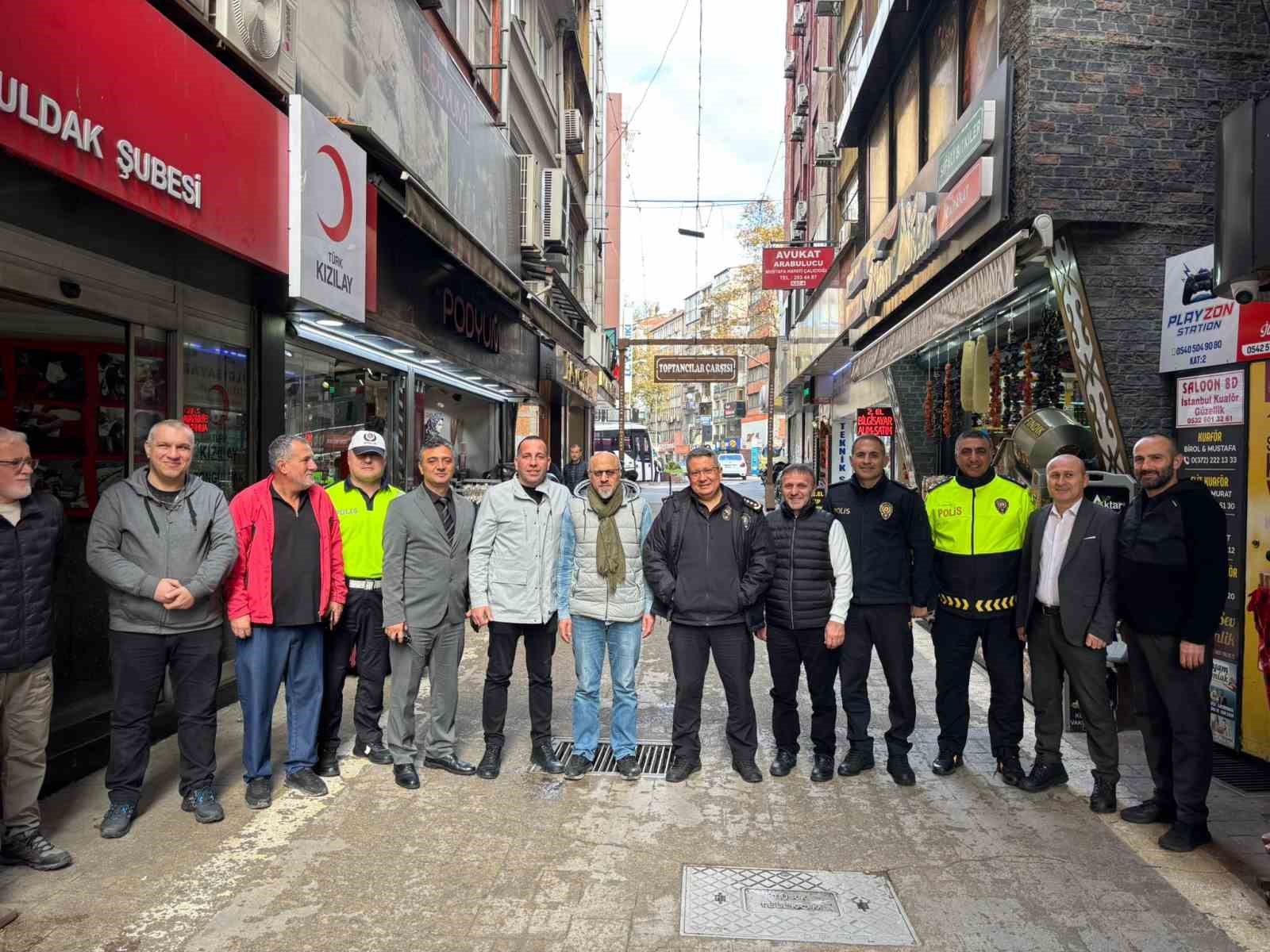 il emniyet muduru sinan ergen esnaflarla bir araya geldi kH96qZbl