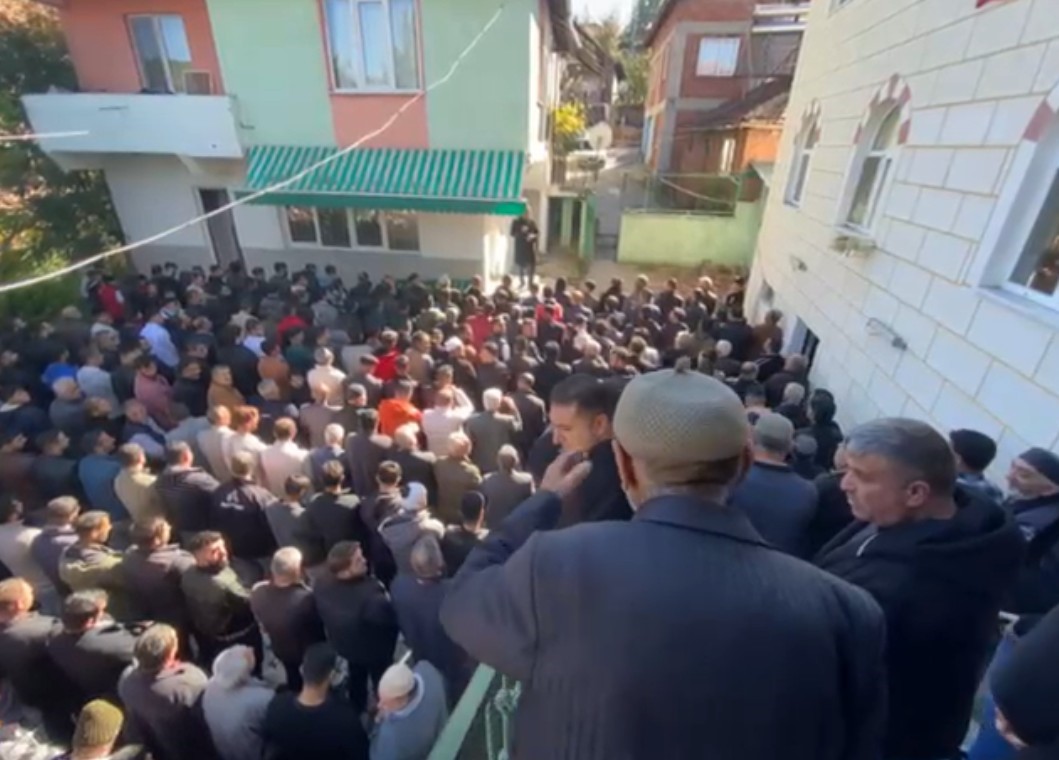 istanbulda evlilik tartismasinda oldurulen genc topraga verildi k9YBW1rH