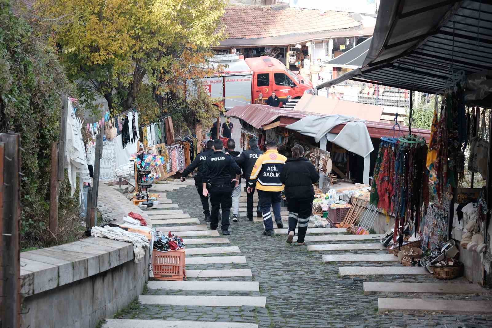 kalede intihar girisiminde bulunan sahsi polis ikna etti LalDmqUp