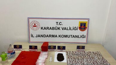 karabukte jandarmadan uyusturucu operasyonu 6 supheli gozaltinda Ndg57ffq
