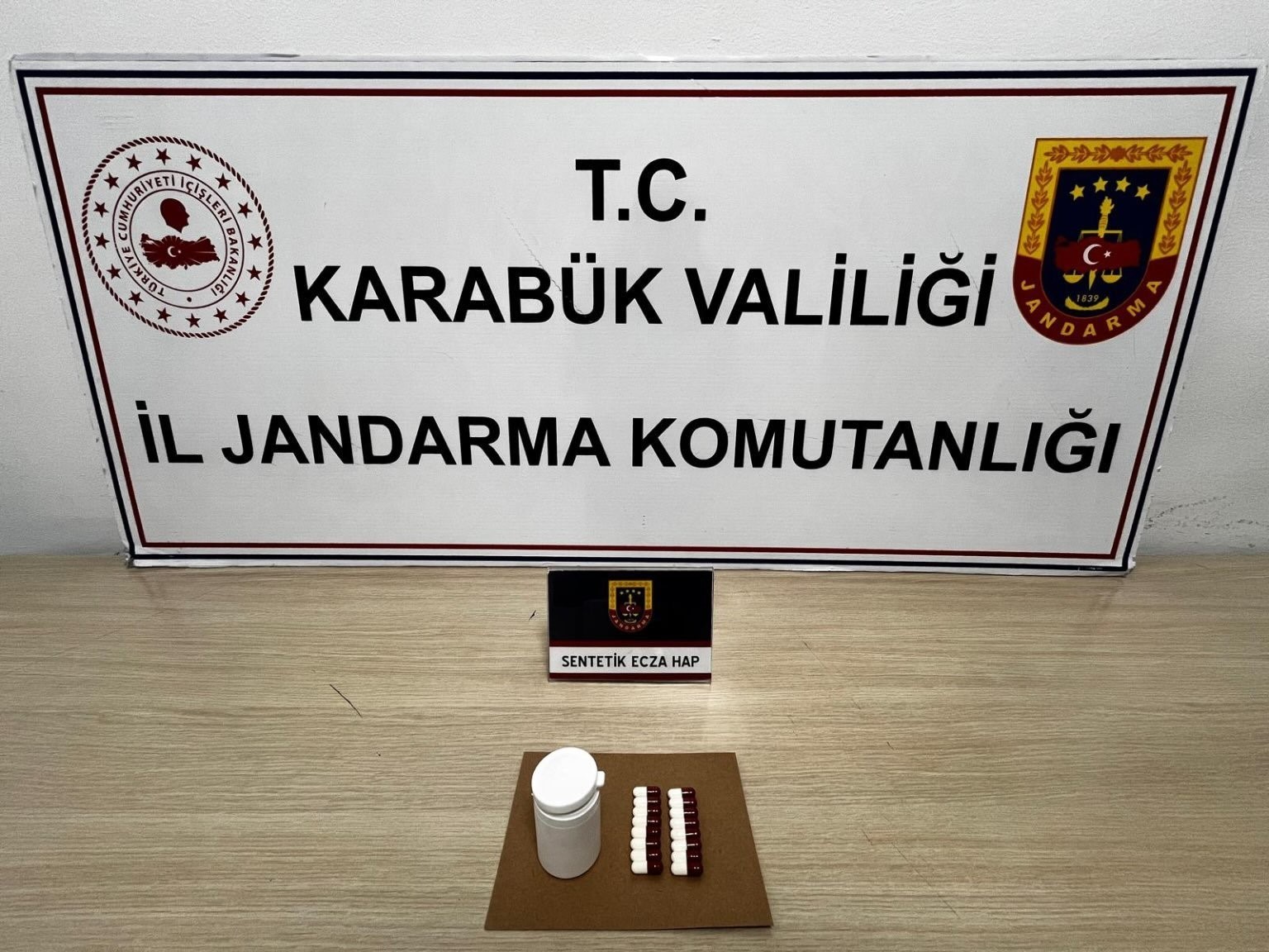 karabukte sentetik ecza operasyonu 2 gozalti pM5l2GLc