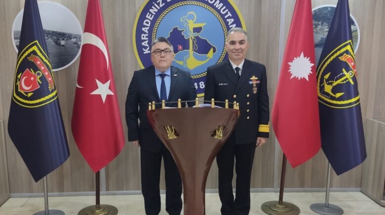 karadeniz bolge komutani korkut rektor ozolceri makaminda kabul etti WDQltRfA