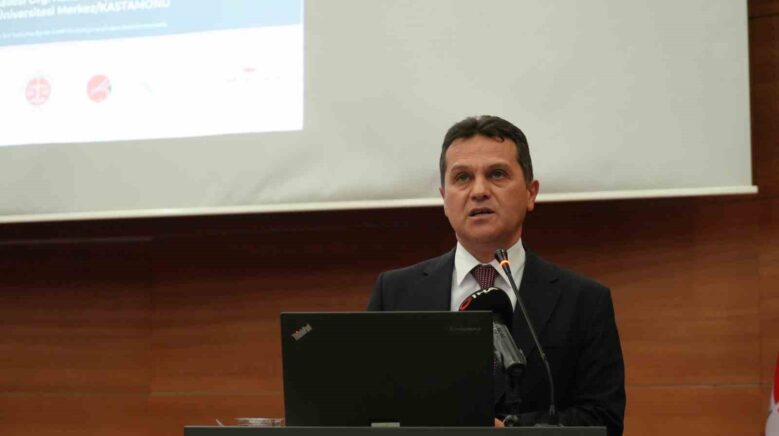 kastamonu universitesi rektoru prof dr topal savas ve catismalarin belirli kurallara baglanmasi hem dini RFvsl82t