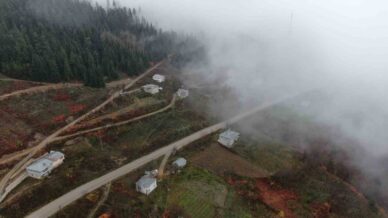 kastamonuda yaraligoz gecidinde sis nedeniyle gorus mesafesi dustu sK1D1aM9