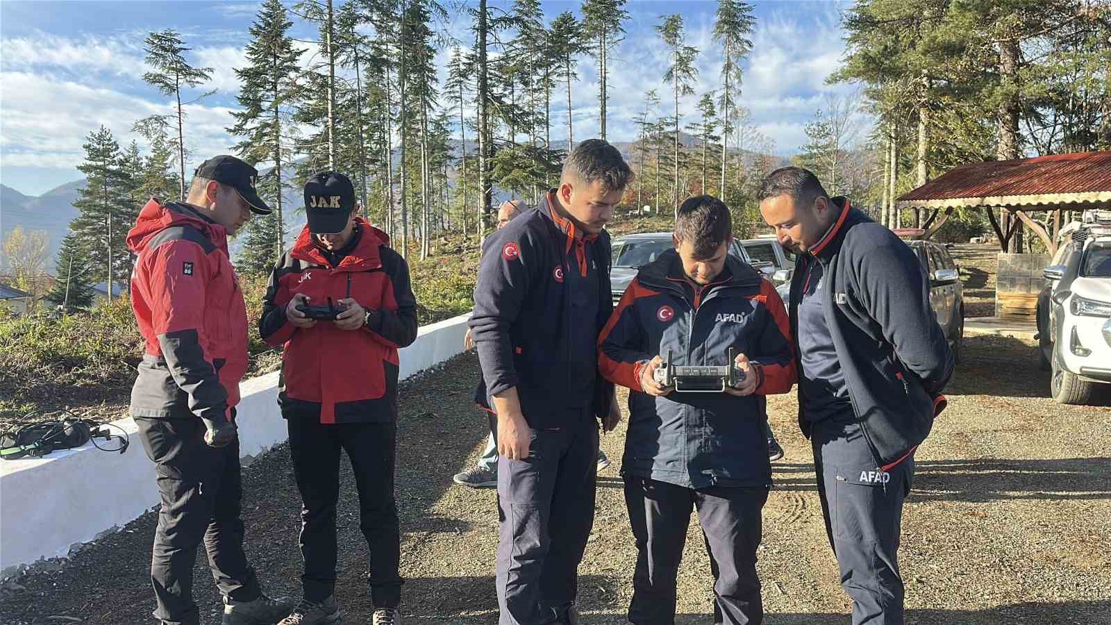 kastamonudaki kayip anne ve oglunu arama calismalari ucuncu gununde devam ediyor TCZAZwaN