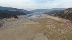 kastamonunun su ihtiyacini karsilayan baraj golunun buyuk kismi kurudu bUhRWxDk